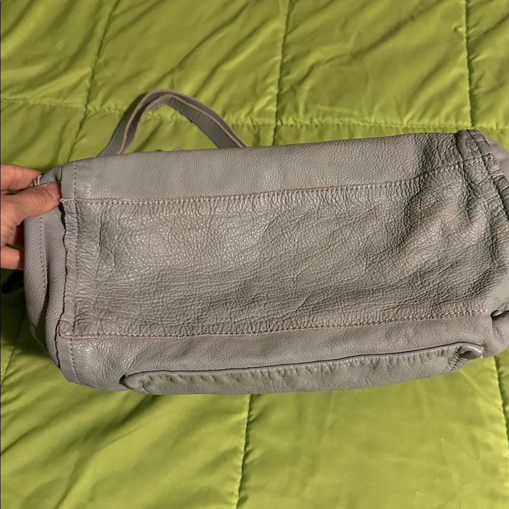 Free People We The Free Leigh Distressed bag aqua haze NWT +brass lock key chain - Picture 7 of 13